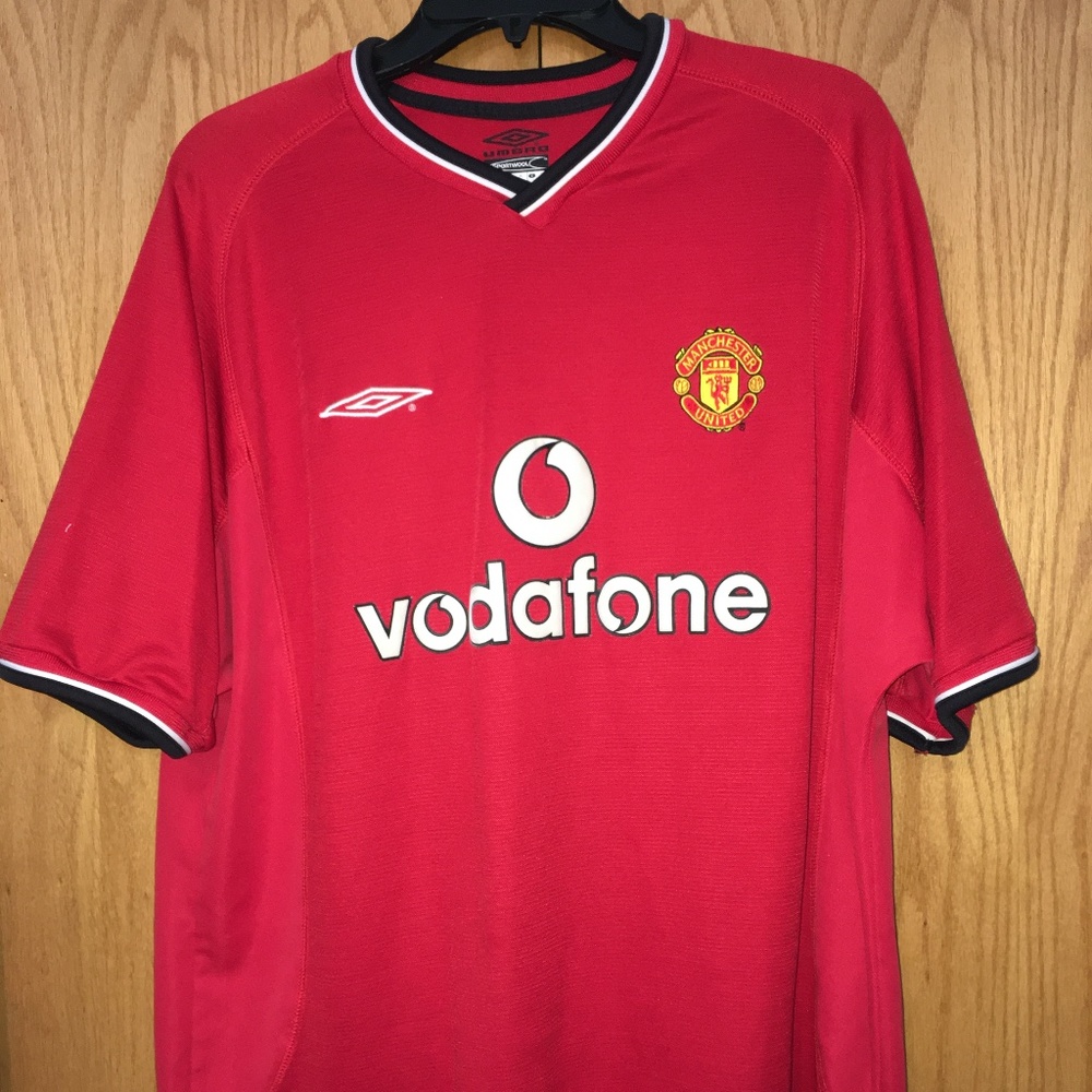 retro Man United jersey